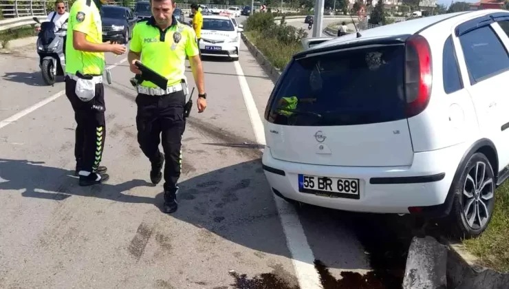 Sinop’ta otomobil refüje çıktı, sürücü hafif yaralandı