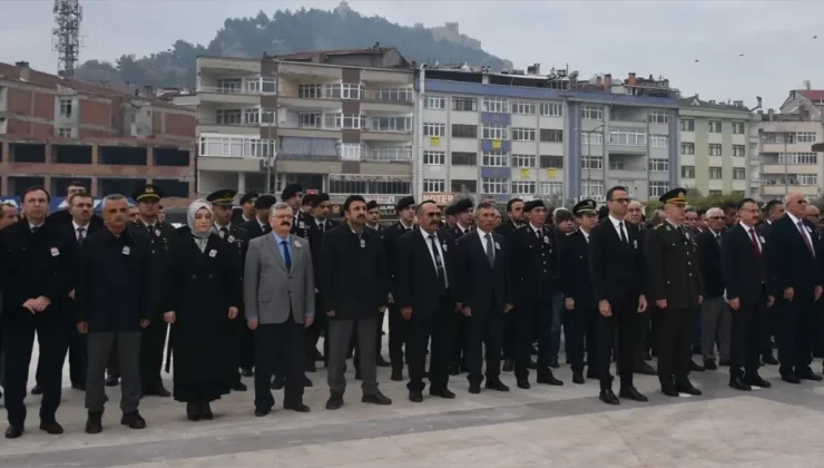 Büyük Önder Atatürk Sinop’un ilçelerinde törenle anıldı